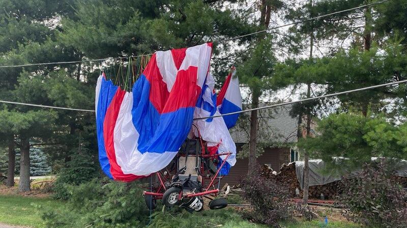 Power parachute that crashed into powerline in Chetek, WI